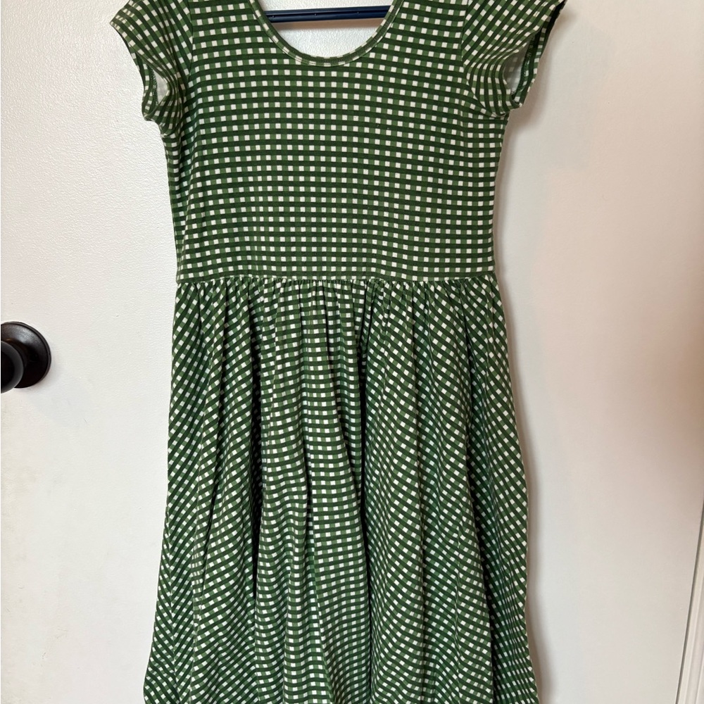 Alice + Ames short sleeve twirl dress 8